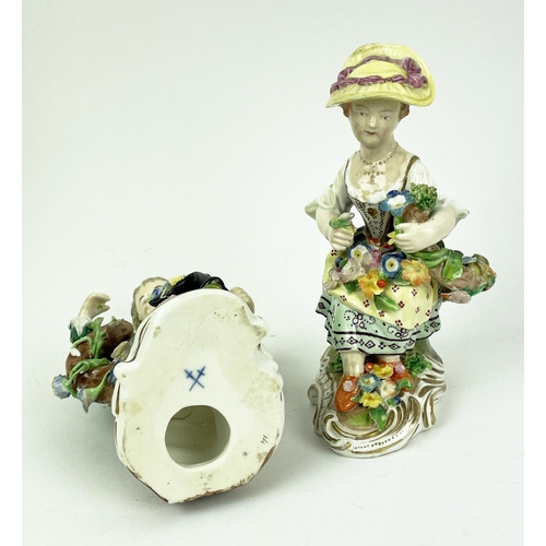 10 - QUANTITY OF VARIOUS 18TH/19TH CENTURY PORCELAIN, including Meissen potpourri pierced lidded vases, a... 