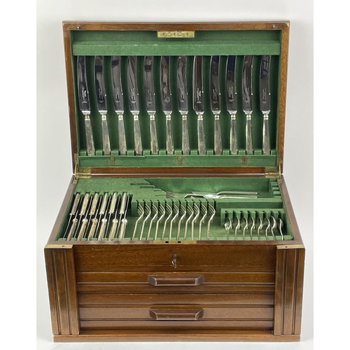 16 - CANTEEN OF CUTLERY.