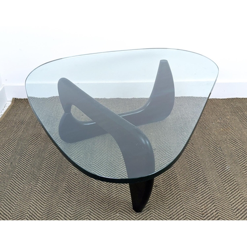 417 - AFTER ISAMU NOGUCHI STYLE TABLE, 105cm D x 125cm W x 41cm H.