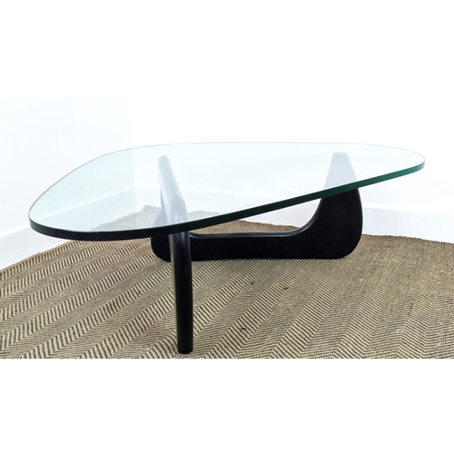 417 - AFTER ISAMU NOGUCHI STYLE TABLE, 105cm D x 125cm W x 41cm H.