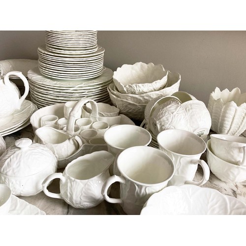 14 - DINNER SERVICE 'COUNTRYWARE', English fine bone China, 'Countryware', Coalport and Wedgewood, twelve... 