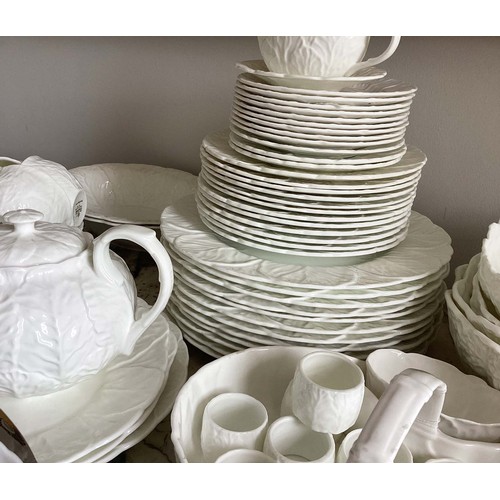 14 - DINNER SERVICE 'COUNTRYWARE', English fine bone China, 'Countryware', Coalport and Wedgewood, twelve... 