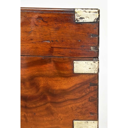 247 - TRUNK, 19th century Chinese Export camphorwood and brass bound with rising lid and carrying handles,... 