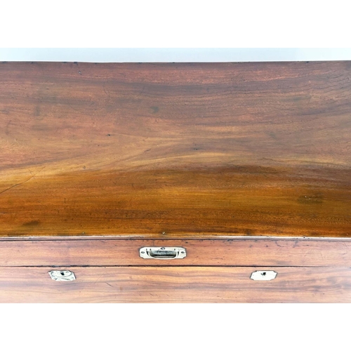 247 - TRUNK, 19th century Chinese Export camphorwood and brass bound with rising lid and carrying handles,... 