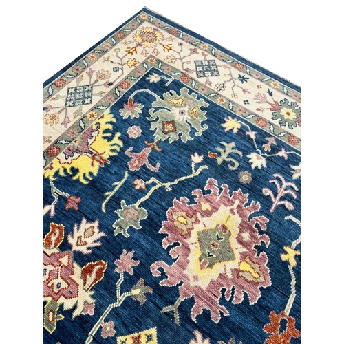 62 - CONTEMPORARY SULTANABAD DESIGN CARPET, 306cm x 241cm.