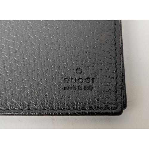 11 - GUCCI BIFOLD DOCUMENT HOLDER, made in Italy, leather, grained texture with card slots and further co... 