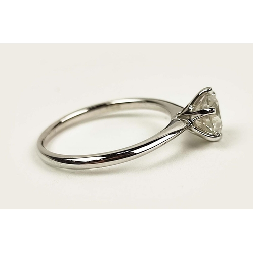 147 - AN 18CT WHITE GOLD DIAMOND SOLITAIRE, the single round brilliant cut stone of approximately 0.93 car... 