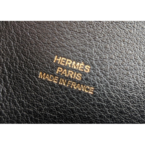 18 - WITHDRAWN - HERMÈS KELLY POCHETTE.