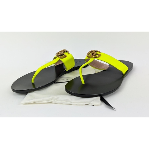 20 - GUCCI YELLOW FLUO L'AVEUGLE THONG SANDAL, with iconic double G hardware logo, leather sole, made in ... 