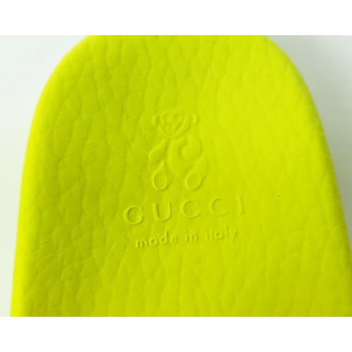 47 - GUCCI JUNIOR LOGO RUBBER SLIDERS, yellow fluo, embossed logo, rubber sole, made in Italy, size 27, w... 