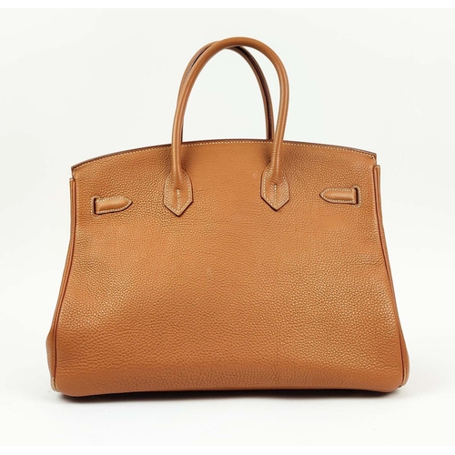 49 - HERMÈS BIRKIN 35 GOLD, gold tone hardware, top handles, color matching leather lining, one zip pocke... 