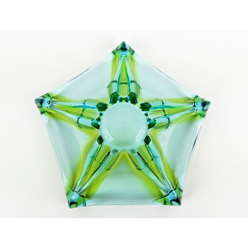 180 - A MURANO STYLE GLASS FRUIT BOWL, of pentagonal form, in yellow and green colourway, 10cm high, 26cm ... 