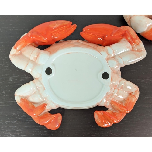 313 - WALL RELIEF CRABS, glazing ceramic, 29cm x 23cm approx.