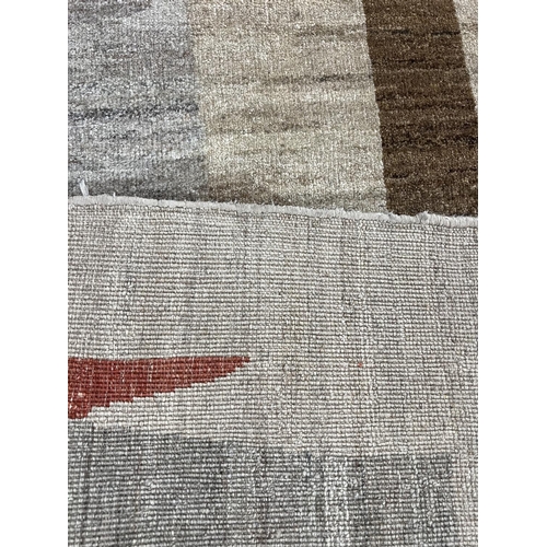 85 - PARSUA CONTEMPORARY CARPET, 530cm x 305cm.