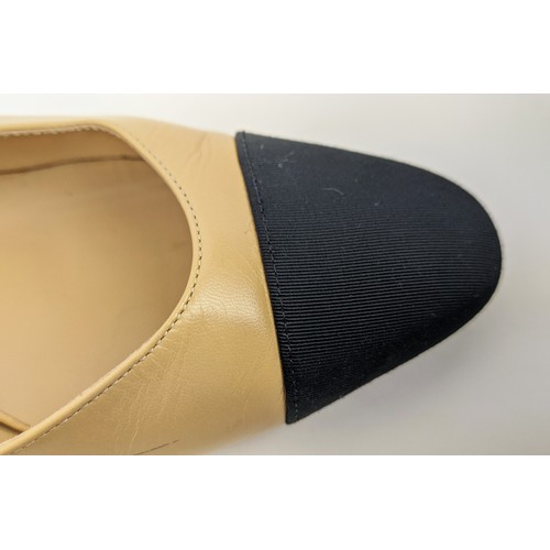 83 - CHANEL SLINGBACK SHOES, beige goatskin leather with black grosgrain toe, iconic CC logo in gold tone... 