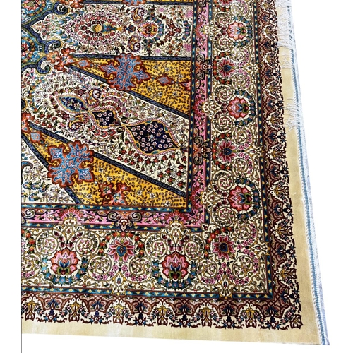 132 - FINE QUM DESIGN CARPET, 301x200cm.