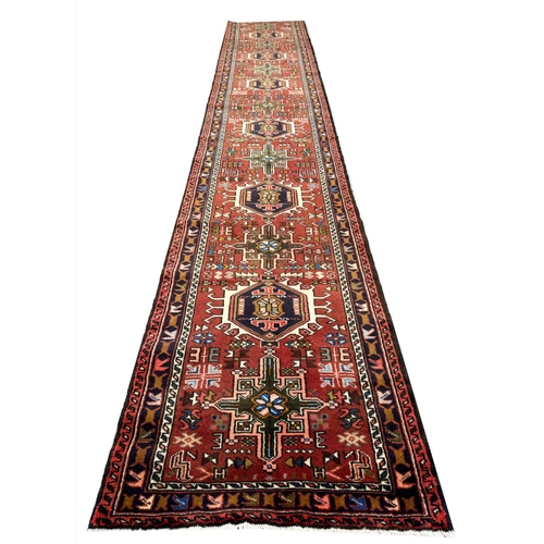 135 - LONG PERSIAN KARACHE RUNNER, 468x80cm.