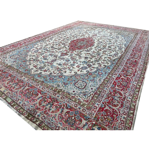 79 - FINE PERSIAN KERMAN CARPET, 490cm x 340cm.