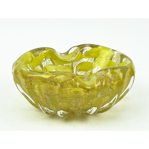 1 - BAROVIER TOSO STYLE MURANO GLASS ASHTRAY, mid 20th century with gold inclutions, 16cm x 13cm x 7cm H... 