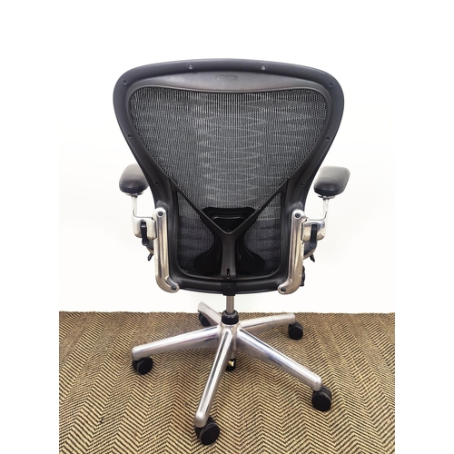 363 - HERMAN MILLER AERON DESK CHAIR, by Bill Stumpf and Don Chadwick, 67cm W x 106 H.