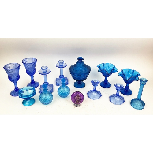 26 - A COLLECTION OF VARIOUS PRESSED GREEN AND BLUE 20TH CENTURY GLASS, (qty)