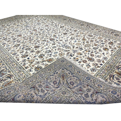 95 - FINE PERSIAN ISPHAHAN DESIGN CARPET, 360cm x 250cm.