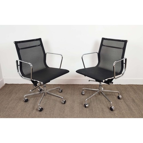 414 - AFTER CHARLES AND RAY EAMES ALUMINIUM GROUP STYLE CHAIRS, a pair, 93cm H at tallest approx. (2)