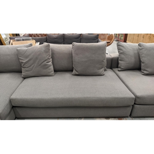 467 - CAMERICH FREETOWN CORNER SOFA, approx. 435cm x 295cm x 85cm.