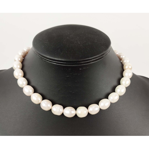 24 - A BAROQUE PEARL SINGLE STRAND NECKLACE, set with large 13mm to 15mm white pearls, AAA grade (approx.... 