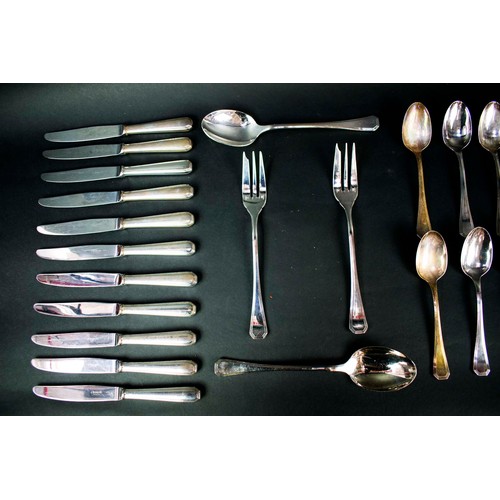 17 - A CHRISTOFLE 'AMERICA' SILVER PLATED CANTEEN OF CUTLERY, comprising 12 dinner knives, 12 dinner fork... 