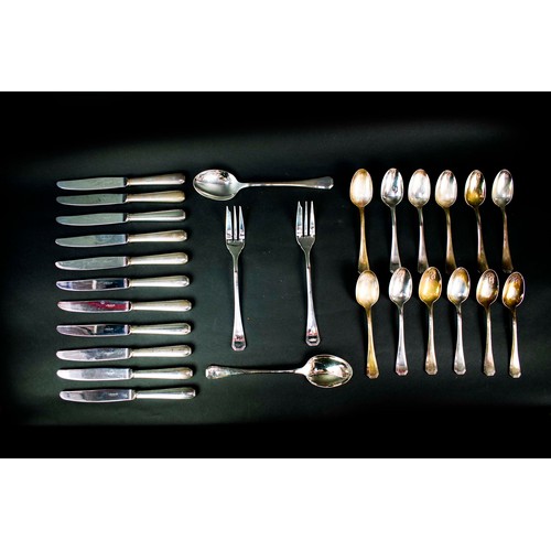 17 - A CHRISTOFLE 'AMERICA' SILVER PLATED CANTEEN OF CUTLERY, comprising 12 dinner knives, 12 dinner fork... 