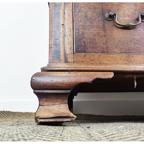 175 - GEORGE III MAHOGANY LANCASHIRE MULE CHEST, lidded section to top, fitted with five dummy and four re... 