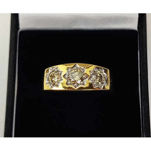 10 - A THREE STONE DIAMOND GENTS TRILOGY RING, 9ct yellow gold shank set with three round brilliant cut d... 