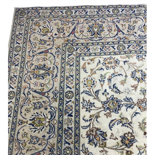 62 - FINE PERSIAN ISFAHAN DESIGN CARPET, 400cm x 300cm.