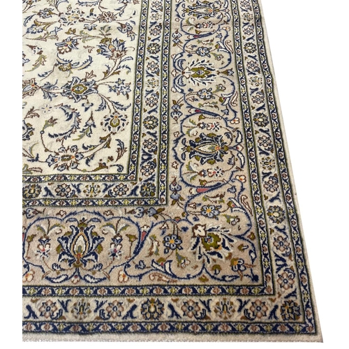 62 - FINE PERSIAN ISFAHAN DESIGN CARPET, 400cm x 300cm.