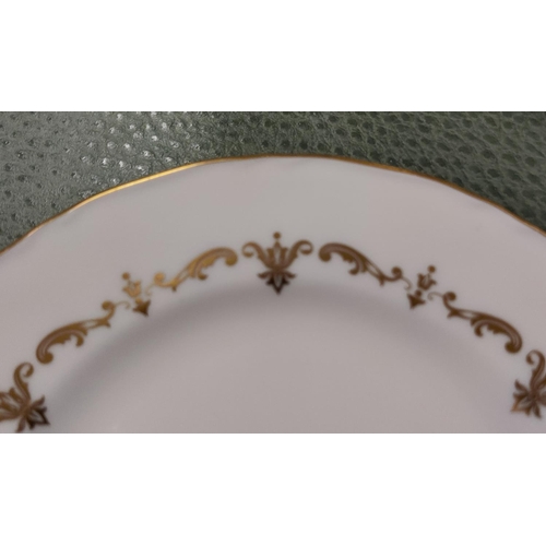 8 - ROYAL WORCESTER 'GOLD CHANTILLY' PART DINNER SERVICE, seven dinner plates, six side plates, seven bo... 