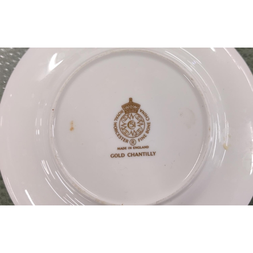 8 - ROYAL WORCESTER 'GOLD CHANTILLY' PART DINNER SERVICE, seven dinner plates, six side plates, seven bo... 