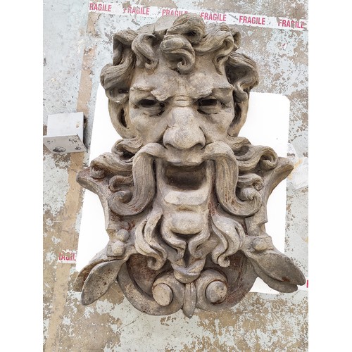 153 - ZEUS GARDEN WALL MASK, composite, 90cm x 70cm.