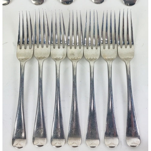 10 - A PART CANTEEN OF STERLING SILVER CUTLERY, London 1921, comprising ten dinner forks, ten table spoon... 