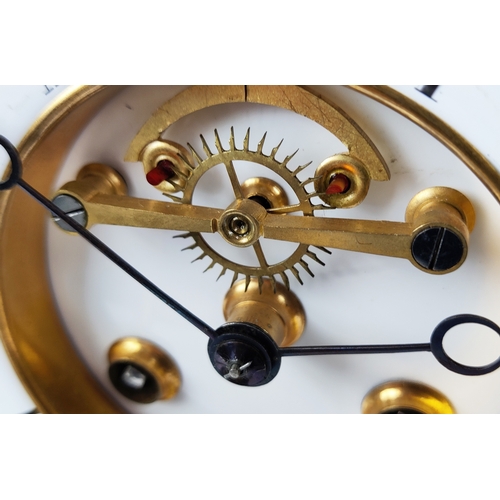 16 - A LATE 19TH CENTURY BLACK SLATE MANTEL CLOCK, eight day movement, white enamelled dial with black Ro... 