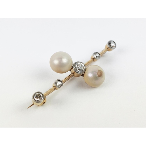 25 - A YELLOW METAL DIAMOND AND PEARL BAR BROOCH, early 20th century, probably high carat gold, set with ... 