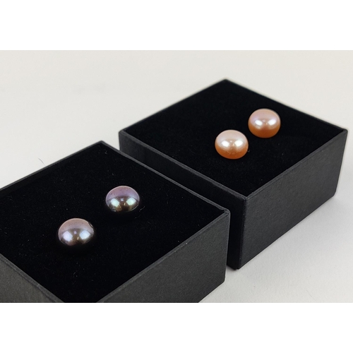 26 - TWO PAIRS OF 9CT GOLD STUD EARRINGS, one pair with 8mm peacock coloured pearls, the other pair with ... 