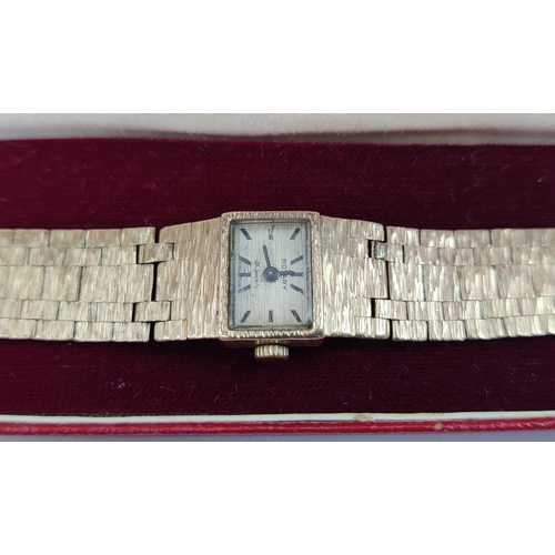 32 - A ROTARY 9CT GOLD LADIES COCKTAIL WRISTWATCH, circa 1970, with a 21 jewelled Swiss movement, rustica... 