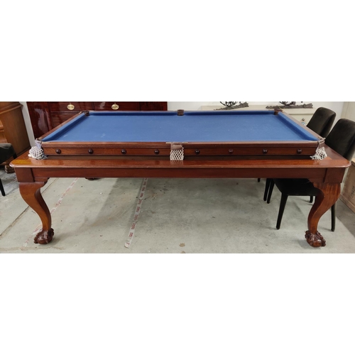 567 - SIR WILLIAM BENTLEY POOL-DINING TABLE, mahogany and blue baize, 76cm H x 148cm W x 253cm L, pool tab... 