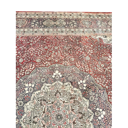 141 - FINE PURE SILK HEREKE DESIGN CARPET, 410cm x 310cm.