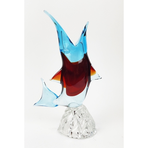 23 - MURANO GLASS SCULPTURES, to include two birds and three fish, largest 33cm H. (5)