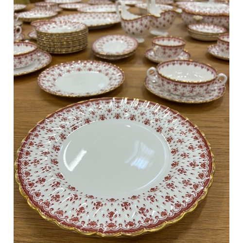 26 - SPODE FLEUR DE LYS RED DINNER SERVICE, comprising dinner plates, side plates, soup bowls, gravy boat... 