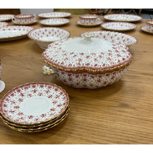 26 - SPODE FLEUR DE LYS RED DINNER SERVICE, comprising dinner plates, side plates, soup bowls, gravy boat... 