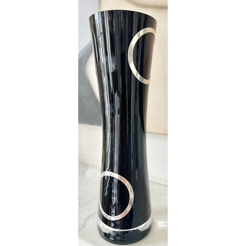 307 - STUDIO VASE BY CARR OF SHEFFIELD, with four silver hall marked rings, 34cm H.