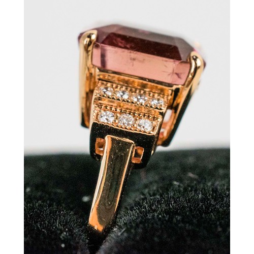 43 - AN 18CT ROSE GOLD PINK TOURMALINE AND DIAMOND DRESS RING, the cushion mixed cut central tourmaline, ... 